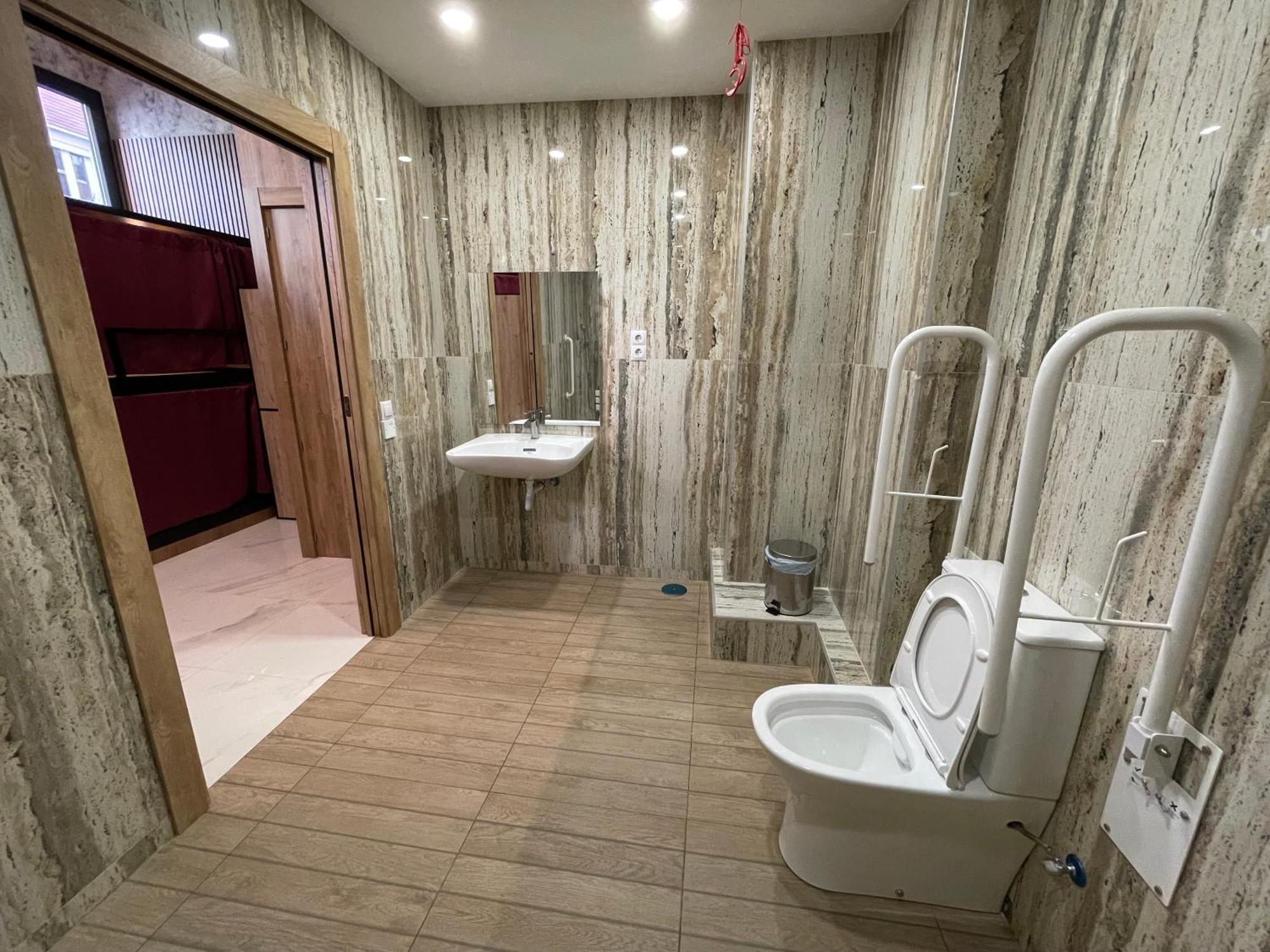 Velvet Hostels Pacifico Мадрид Екстериор снимка