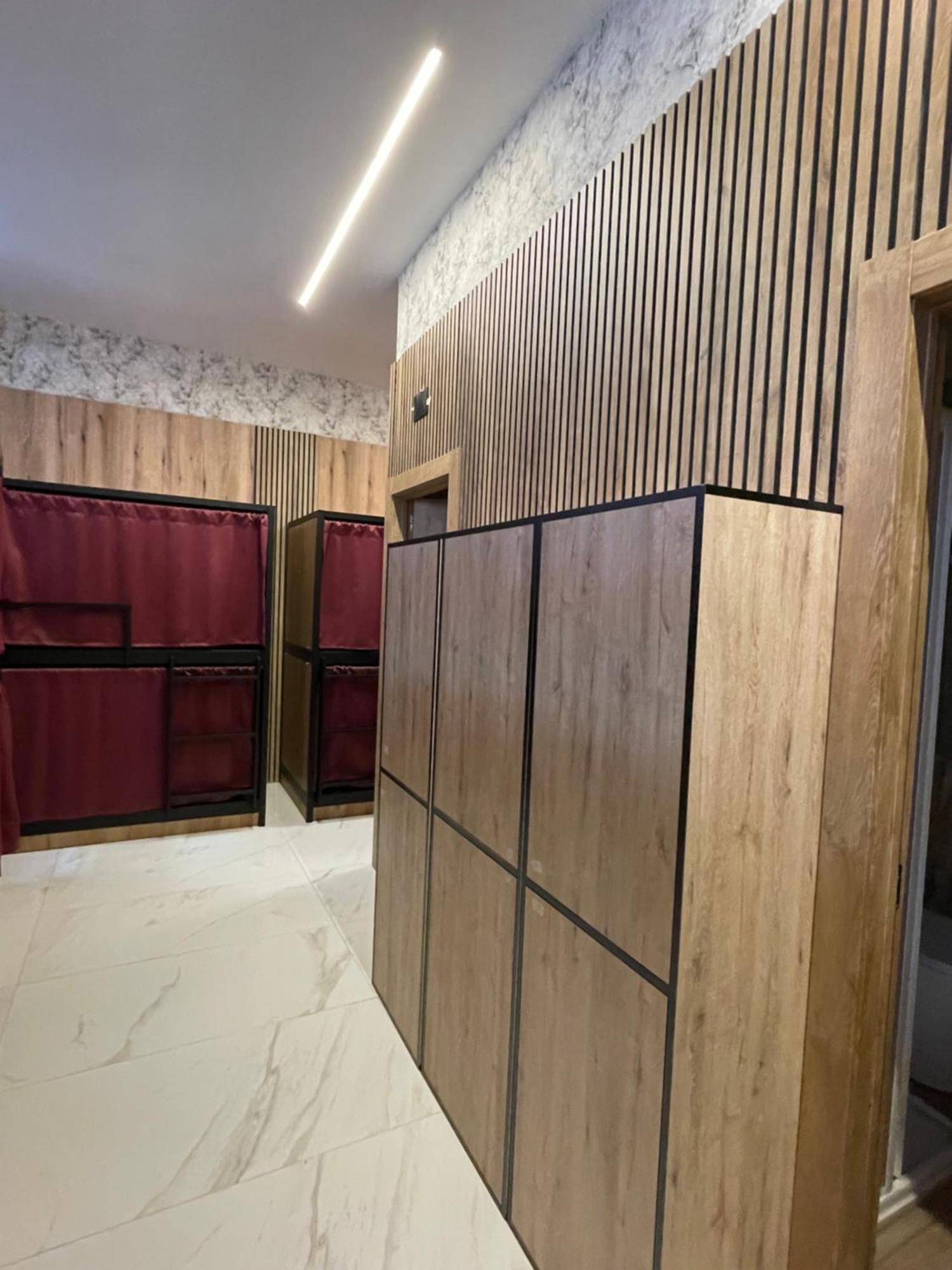 Velvet Hostels Pacifico Мадрид Екстериор снимка